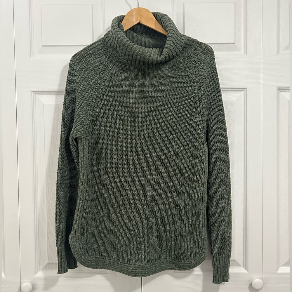 ECO Turtleneck Knit Sweater